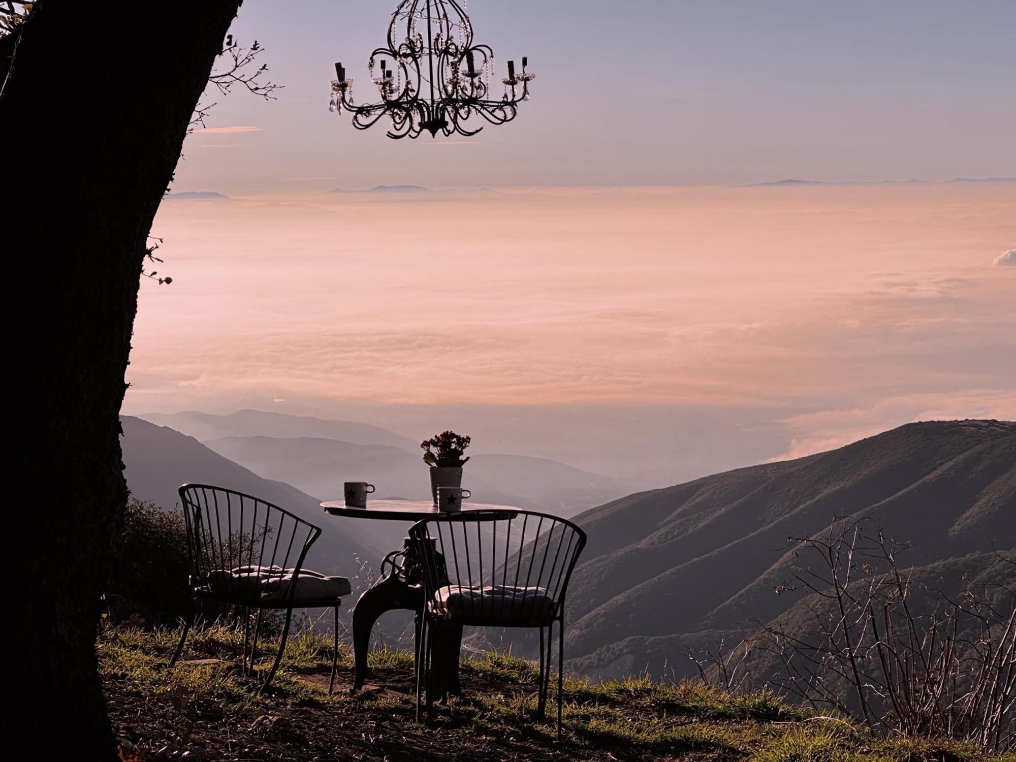 100 Mile View-Fire Pit, Romantic, Peaceful, Private Crestline Luaran gambar