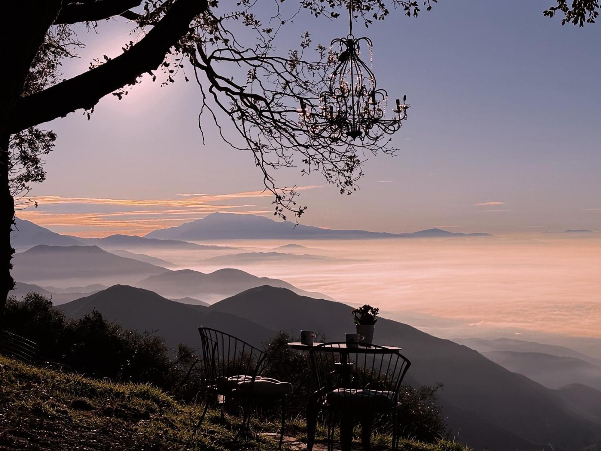100 Mile View-Fire Pit, Romantic, Peaceful, Private Crestline Luaran gambar